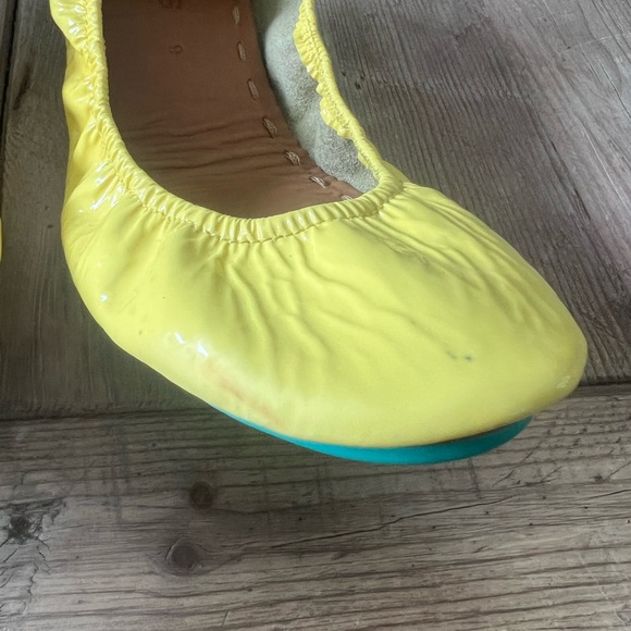 Tieks Yellow woman’s flat Shoes - Picture 14 of 14